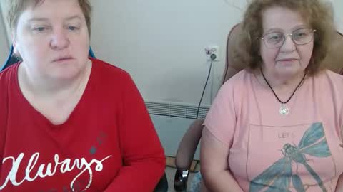 AdelAndSofia online show from 01-13-26, 09:47