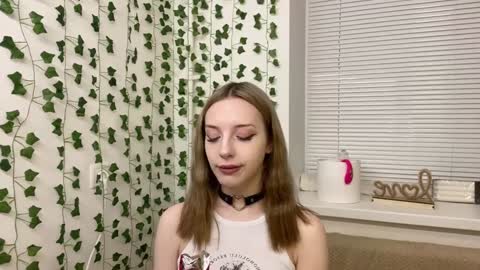 Snapshot of adele0_0 chatting on 12-07-24, 02:02 Adele online show from 12-07-24, 02:02