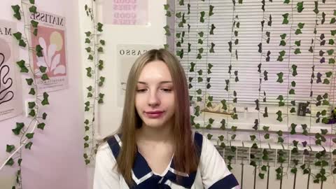 Snapshot of adele0_0 chatting on 12-19-24, 02:46 Adele online show from 12-19-24, 02:46