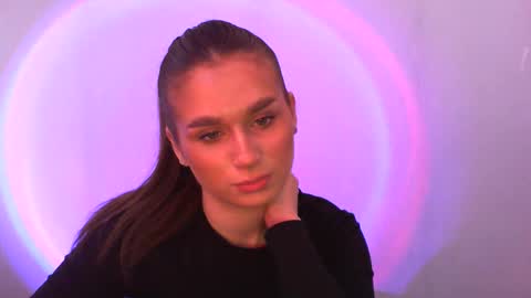 Adele Amore online show from 02-17-25, 09:13