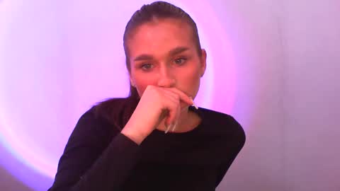 Adele Amore online show from 02-17-25, 12:16