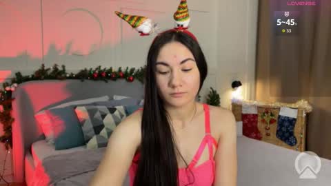 Snapshot of adele_shy_ chatting on 12-16-25, 01:32 Adele online show from 12-16-25, 01:32