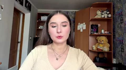 Poly online show from 04-20-26, 11:46