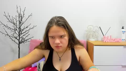 adelecruzz online show from 02-10-25, 01:22