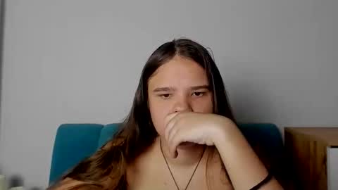 adelecruzz online show from 06-10-26, 12:04