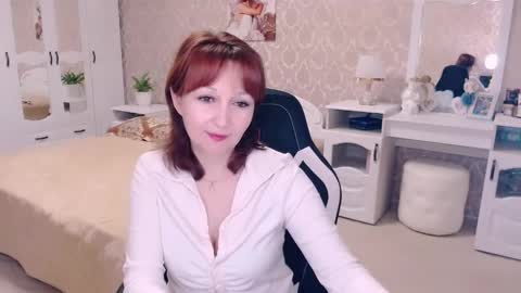 AdeleMoran online show from 02-13-25, 01:19