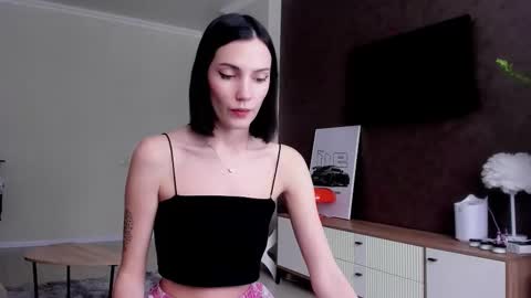 Adele Shine online show from 11-10-25, 07:51