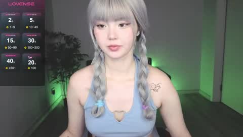 adelina__flower online show from 04-22-26, 01:52