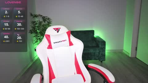 adelina__flower online show from 04-28-26, 02:49