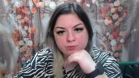 Snapshot of adelinamaster chatting on 05-06-26, 05:07 AdelinaMaster online show from 05-06-26, 05:07
