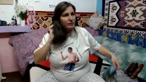 adelinemilf online show from 01-15-26, 08:30