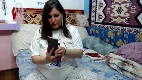 adelinemilf online show from 04-29-26, 01:48