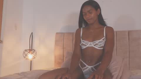  instragram adelyn 111 online show from 02-09-25, 05:08