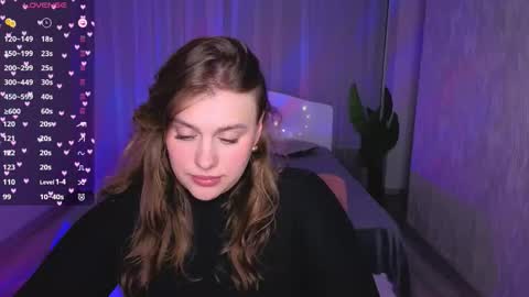 Snapshot of adelynnn chatting on 10-08-25, 04:37 Ada online show from 10-08-25, 04:37