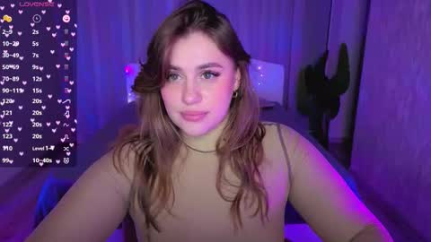 Snapshot of adelynnn chatting on 10-22-25, 04:40 Ada online show from 10-22-25, 04:40