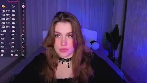 Snapshot of adelynnn chatting on 11-10-25, 04:50 Ada online show from 11-10-25, 04:50