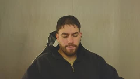 Snapshot of ades_lowe chatting on 10-26-25, 11:38 Ades online show from 10-26-25, 11:38