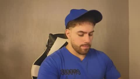 Snapshot of ades_lowe chatting on 11-12-25, 12:05 Ades online show from 11-12-25, 12:05