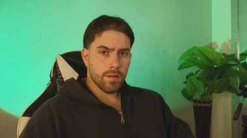 Snapshot of ades_lowe chatting on 12-03-25, 11:08 Ades online show from 12-03-25, 11:08