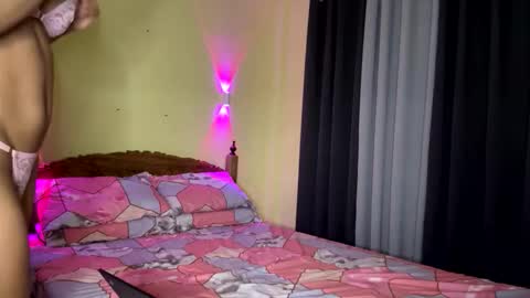 Snapshot of adgodz chatting on 01-18-26, 03:05 Cassie online show from 01-18-26, 03:05