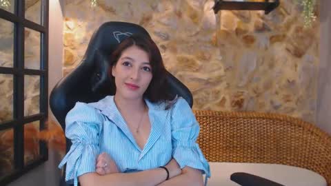 Snapshot of adharahamilton chatting on 09-12-25, 07:14 Adhara Hamilton online show from 09-12-25, 07:14