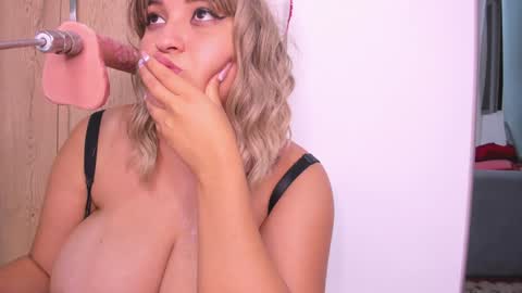  Adila  online show from 12-20-24, 07:33