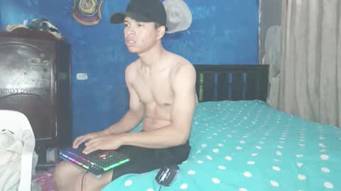 Snapshot of adonis5_ chatting on 12-17-25, 07:20 Adonis online show from 12-17-25, 07:20