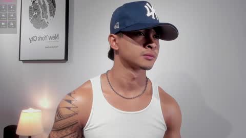 Adonis online show from 01-04-25, 03:40