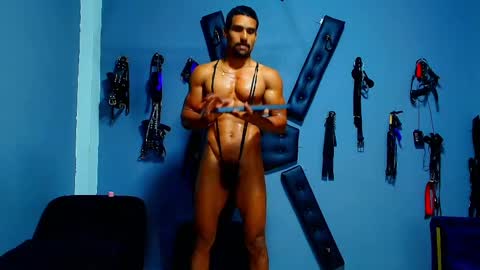 Snapshot of adonisdios chatting on 05-15-26, 02:35 adonisdios online show from 05-15-26, 02:35