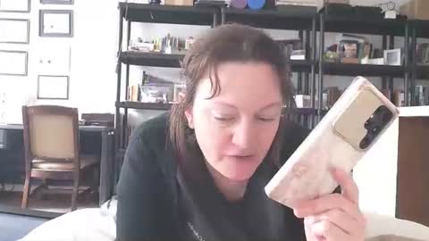 Snapshot of adorable22 chatting on 12-01-25, 05:51 adorable22 online show from 12-01-25, 05:51