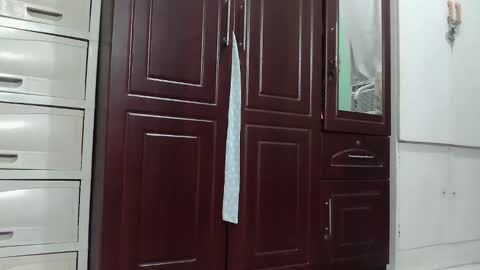 annelovesu online show from 04-19-26, 01:10