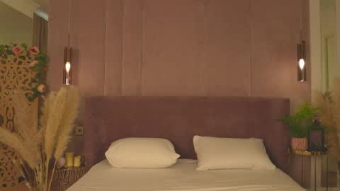 adoracortes online show from 04-23-26, 05:19