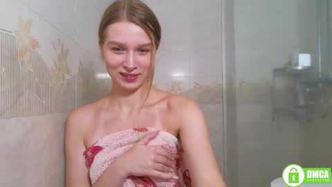 Lia  online show from 05-14-26, 03:13