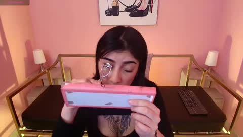 Adri  online show from 09-12-25, 04:12