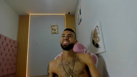 Snapshot of adri_sexboy229 chatting on 09-09-25, 02:11 adri_sexboy229 online show from 09-09-25, 02:11