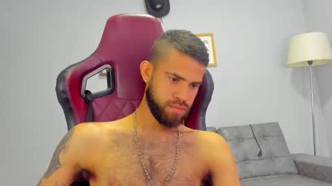Snapshot of adri_sexboy229 chatting on 09-19-25, 02:35 adri_sexboy229 online show from 09-19-25, 02:35