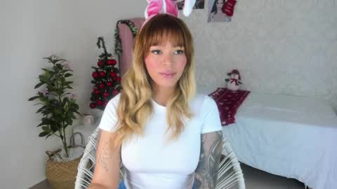 Adriana online show from 12-20-25, 01:18