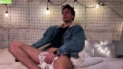 Adrian online show from 03-05-26, 04:08