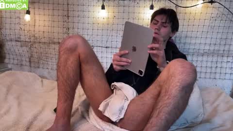 Adrian online show from 03-08-26, 05:44