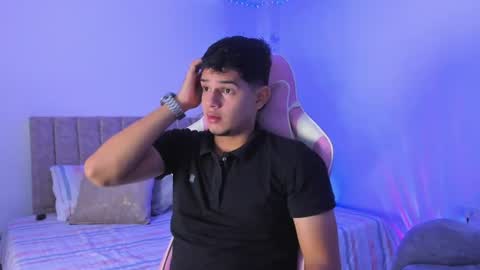 Snapshot of adrian_prime_ chatting on 06-25-26, 12:54 ADRIAN online show from 06-25-26, 12:54