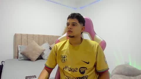 Snapshot of adrian_prime_ chatting on 07-14-26, 06:57 ADRIAN online show from 07-14-26, 06:57