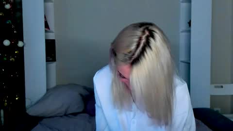 Adriana online show from 01-17-26, 01:05