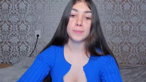 Snapshot of adrianakuiper chatting on 01-06-26, 11:18 Adriana online show from 01-06-26, 11:18