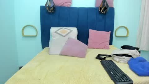 adriana online show from 04-25-26, 11:35