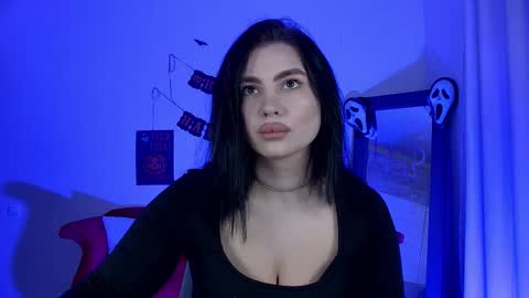 AdrianaTores online show from 11-02-25, 05:10