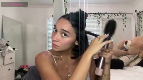 Snapshot of adriannarodriguez chatting on 07-03-26, 12:17 Adrianna online show from 07-03-26, 12:17