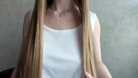 Caroline online show from 06-26-26, 04:22