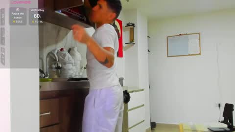 Adrian online show from 04-01-26, 01:41