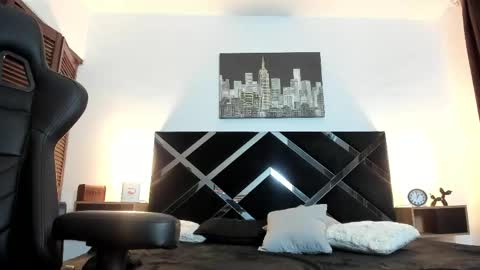 Adrian online show from 04-26-26, 03:59