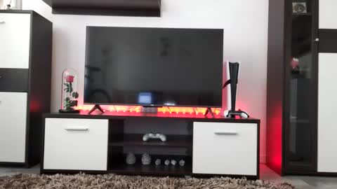 Adriano online show from 02-15-25, 09:38